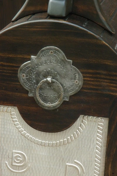Saddle Stands Details