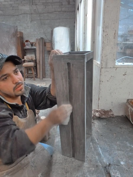 Jorge Kurczyn Saddle Stands factory workshop photograph