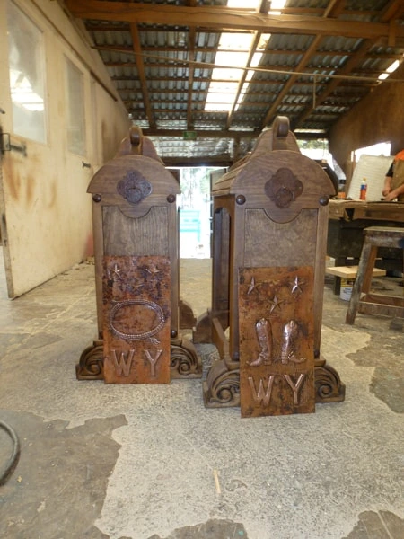 Jorge Kurczyn Saddle Stands factory workshop photograph