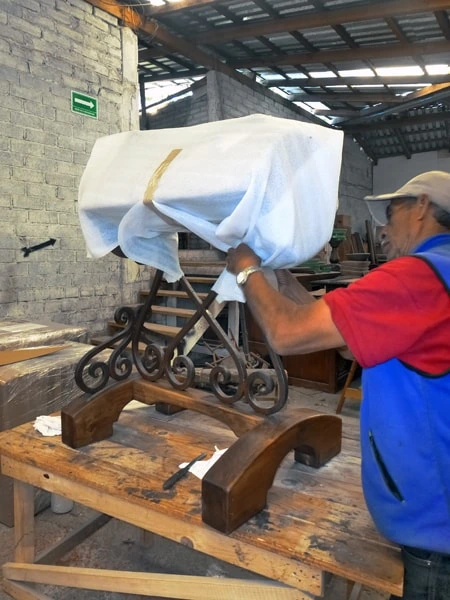 Jorge Kurczyn Saddle Stands factory workshop photograph